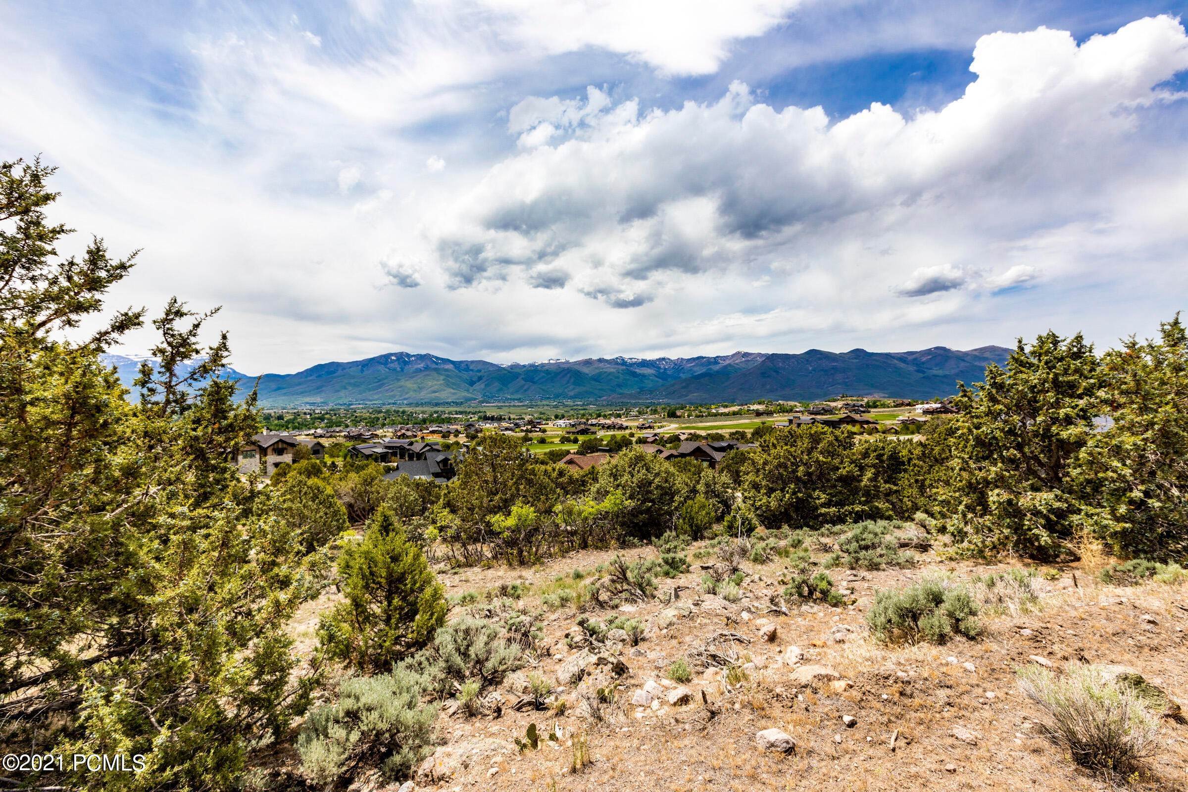 30. Single Family Homes for Sale at 2414 Flat Top Mountain Dr (Lot 93) Heber City, Utah 84032 United States