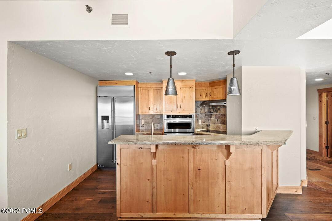 9. Multi-Family Homes for Sale at 3855 Grand Summit Drive Park City, Utah 84068 United States