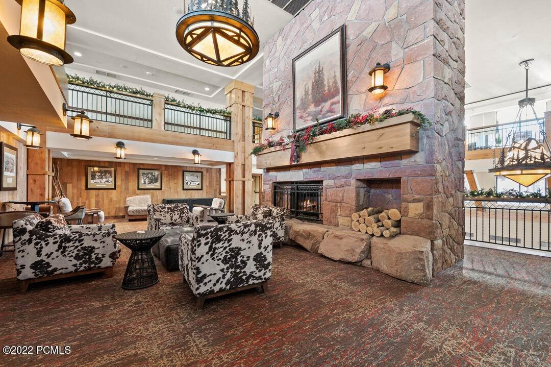 42. Multi-Family Homes for Sale at 3855 Grand Summit Drive Park City, Utah 84068 United States