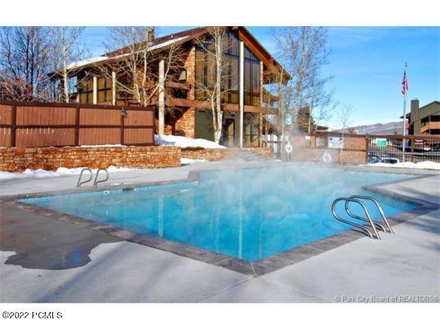 19. Multi-Family Homes for Sale at 6871 2200 West Park City, Utah 84098 United States