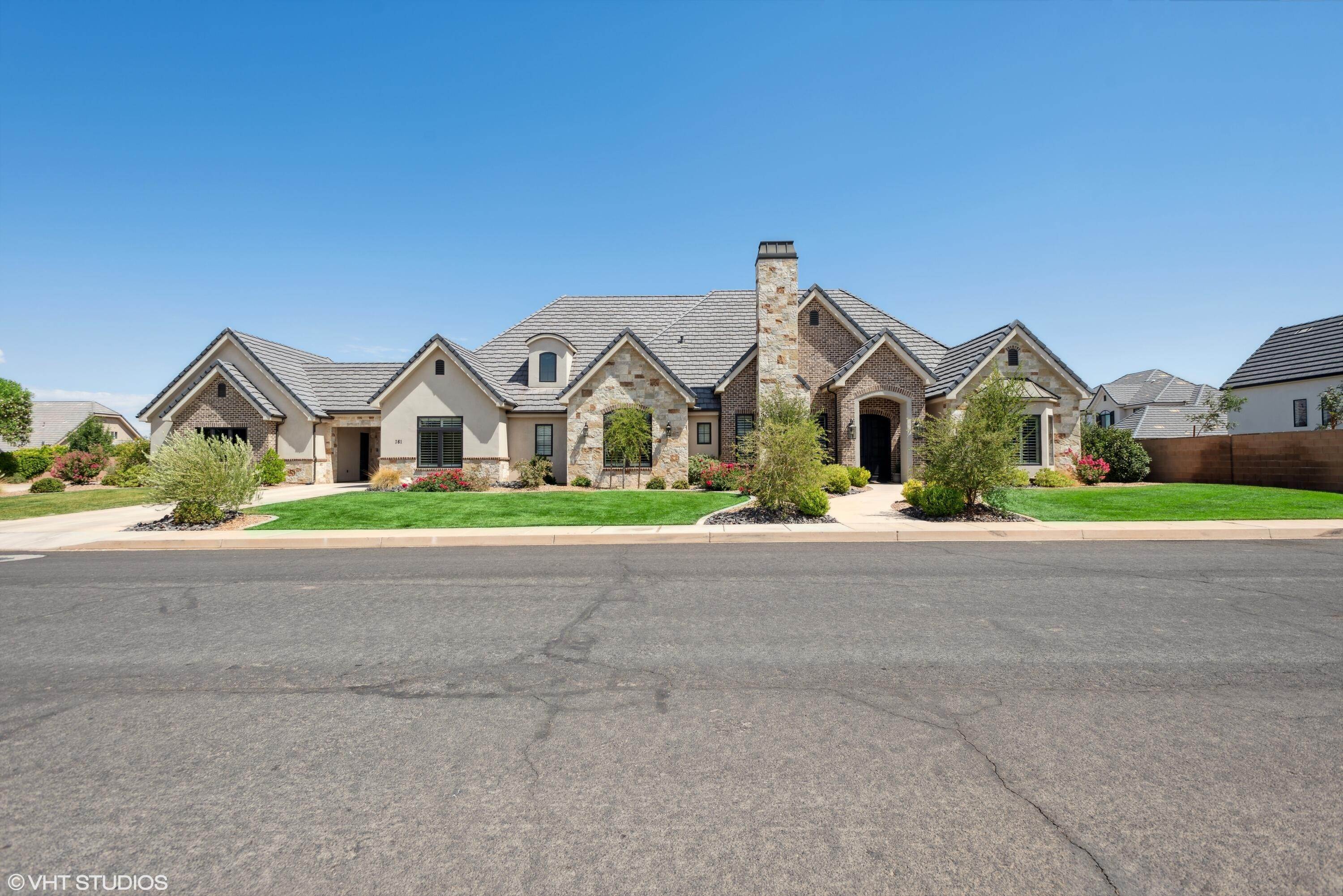 Single Family Homes for Sale at 361 Carriage Circle Washington, Utah 84780 United States