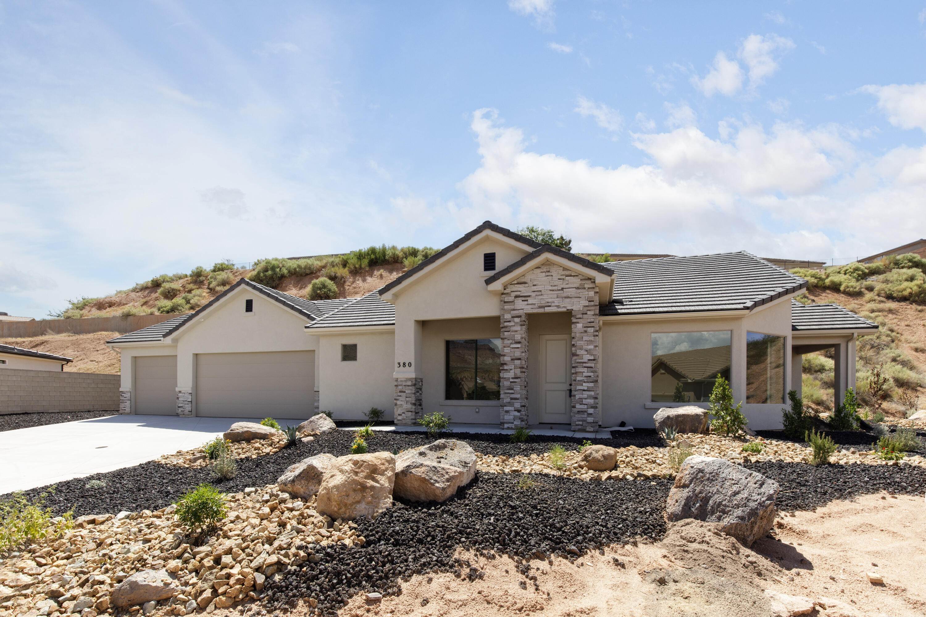 Single Family Homes for Sale at 380 825 La Verkin, Utah 84745 United States