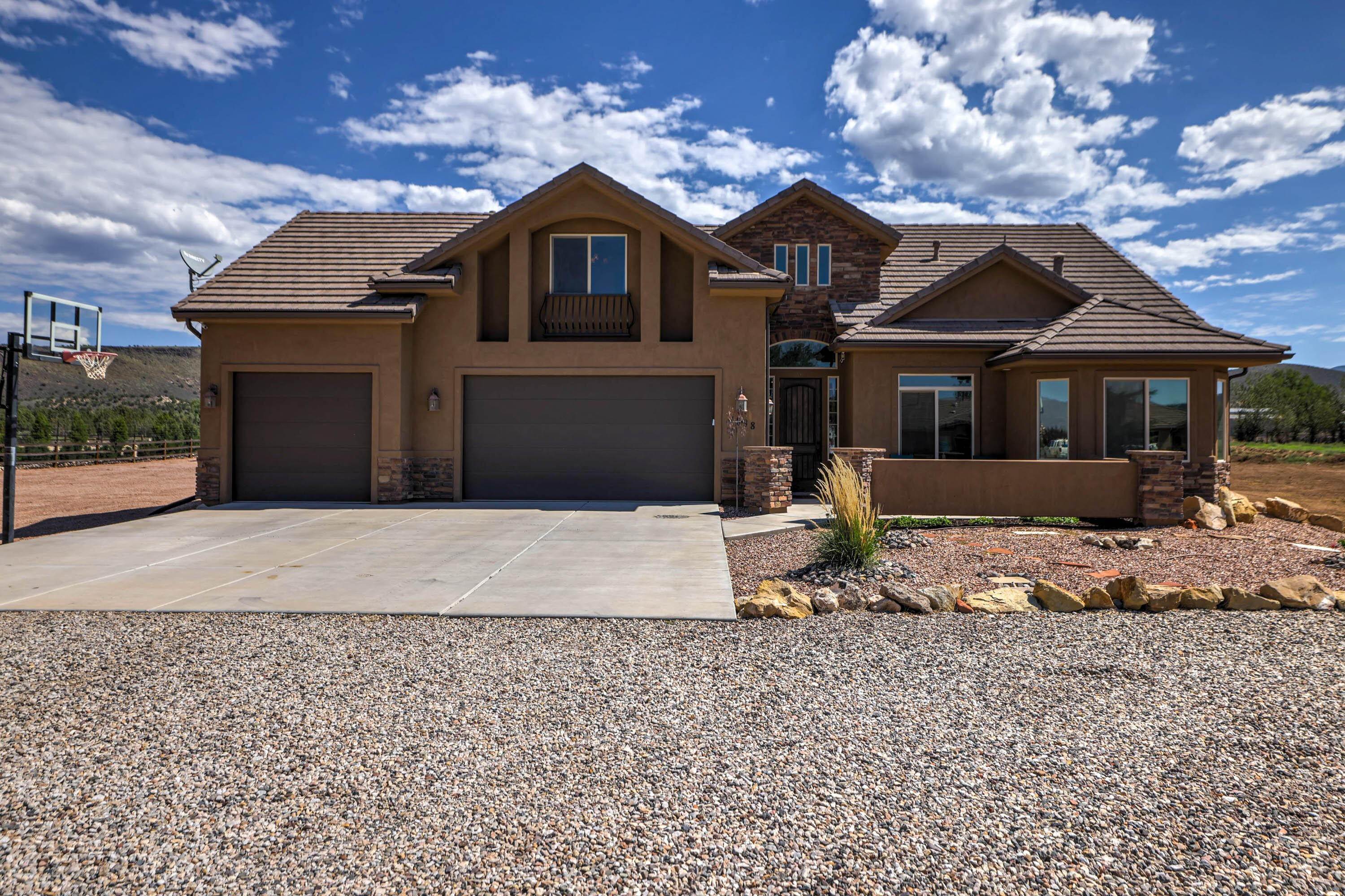 Single Family Homes for Sale at 1398 Canyon Trails Drive Dammeron Valley, Utah 84783 United States