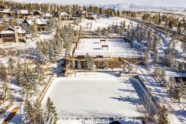 24. Twin Home for Sale at 6409 DOUBLE DEER LOOP Park City, Utah 84098 United States