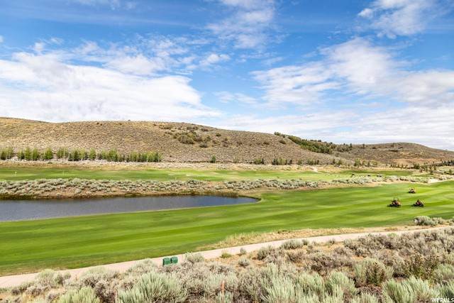 33. Twin Home for Sale at 6342 DOUBLE DEER LOOP Park City, Utah 84098 United States