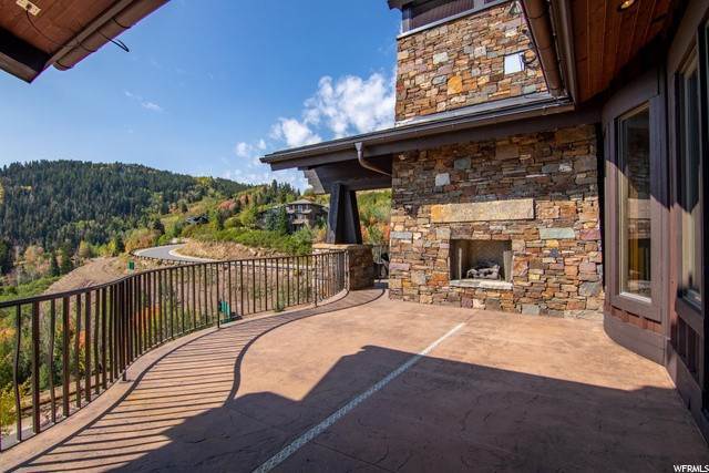 40. Single Family Homes for Sale at 10153 SUMMIT VIEW Drive Park City, Utah 84060 United States