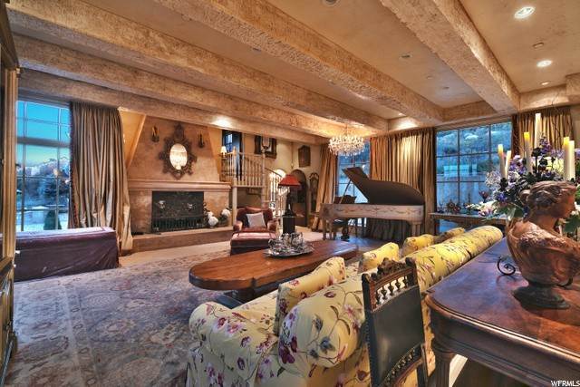 28. Single Family Homes for Sale at 1526 RED HAWK Trail Park City, Utah 84060 United States