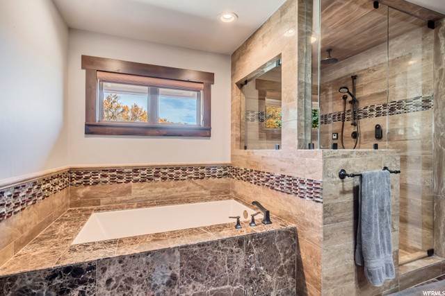 27. Single Family Homes for Sale at 1731 LOWER COVE Road Park City, Utah 84098 United States