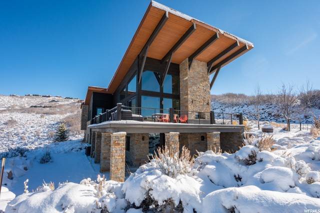 5. Single Family Homes for Sale at 836 CANYON GATE Road Park City, Utah 84098 United States