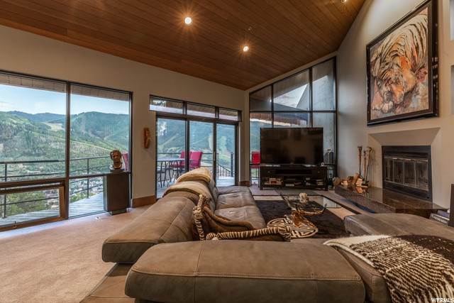 5. Single Family Homes for Sale at 1360 GOLDEN WAY Park City, Utah 84060 United States