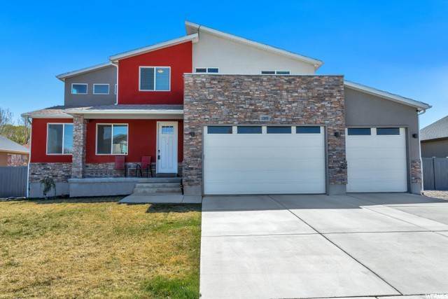 Single Family Homes for Sale at 1329 PRESTON PARK Lane West Jordan, Utah 84088 United States