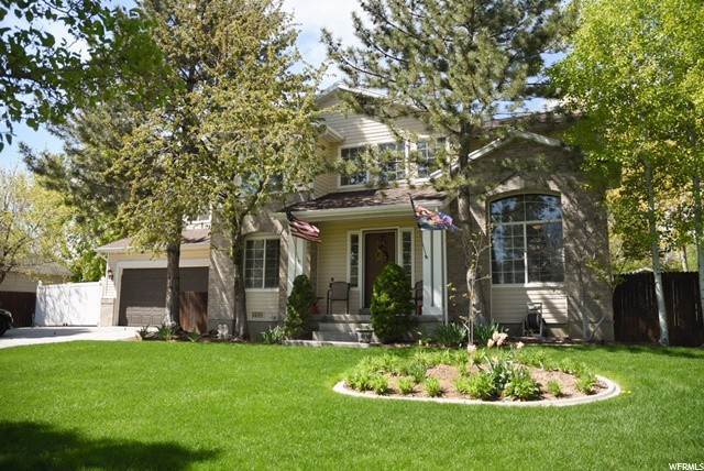 Single Family Homes for Sale at 9172 CRYSTAL VISTA Lane Lane West Jordan, Utah 84088 United States