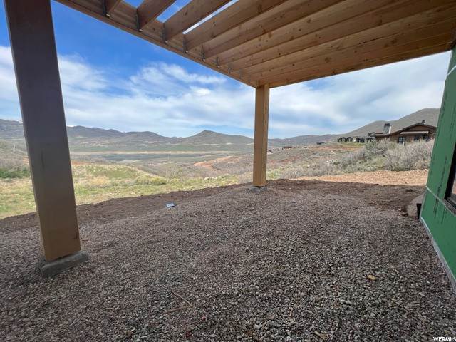 26. Single Family Homes for Sale at 926 LONGVIEW Drive Heber City, Utah 84032 United States