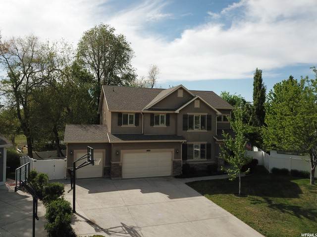 Single Family Homes for Sale at 246 GAILEY Court Kaysville, Utah 84037 United States