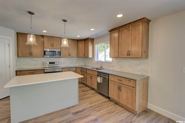 21. Single Family Homes for Sale at 764 880 Springville, Utah 84663 United States