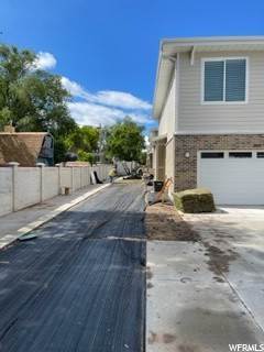 5. Townhouse for Sale at 5581 STRAIGHTS Lane Lane West Valley City, Utah 84120 United States