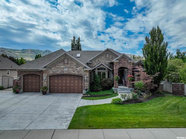 3. Single Family Homes for Sale at 972 DEERWALK Road Draper, Utah 84020 United States