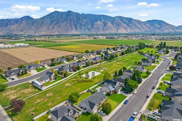 3. Single Family Homes for Sale at 1689 RENAISSANCE WAY Springville, Utah 84663 United States