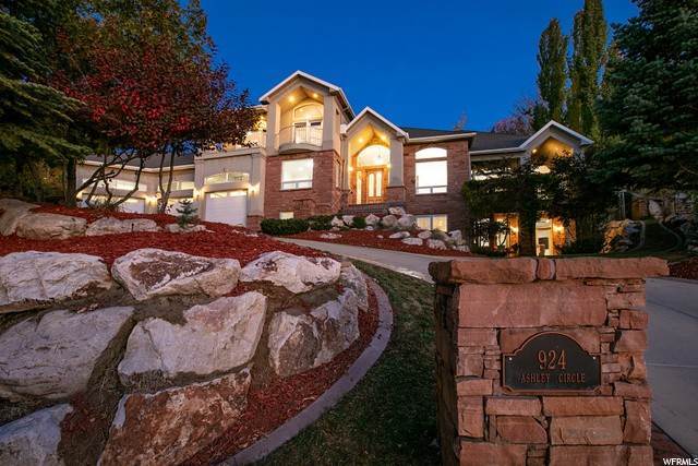 3. Single Family Homes for Sale at 924 ASHLEY Circle Bountiful, Utah 84010 United States