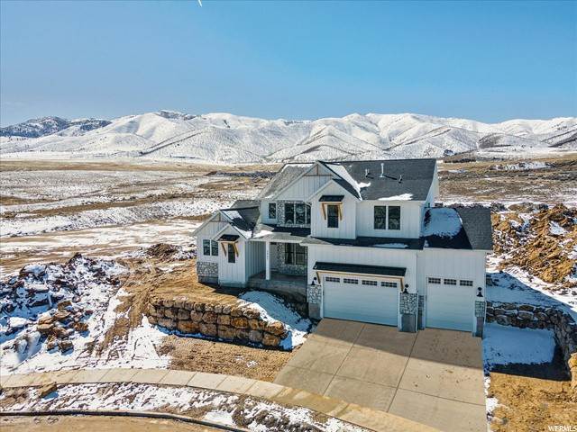 32. Single Family Homes for Sale at 2067 DUNN Drive Saratoga Springs, Utah 84045 United States