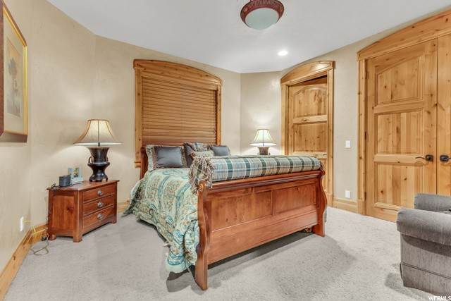 16. Single Family Homes for Sale at 7900 BALD EAGLE Drive Park City, Utah 84060 United States