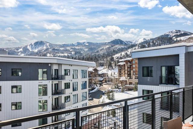 15. Condominiums for Sale at 2417 HIGH MOUNTAIN Road Park City, Utah 84098 United States