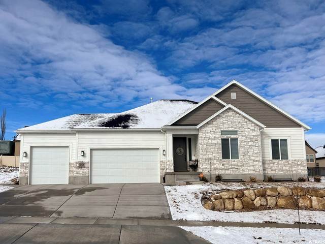 Single Family Homes for Sale at 1563 OVERLOOK Circle Saratoga Springs, Utah 84045 United States