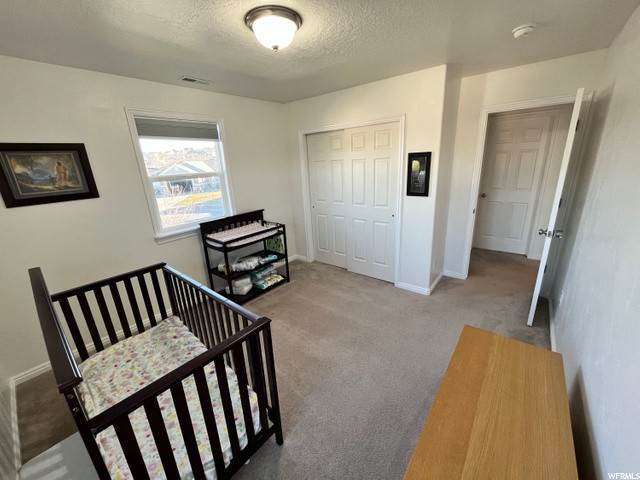 16. Single Family Homes for Sale at 6186 RIDGE MESA Circle Salt Lake City, Utah 84128 United States