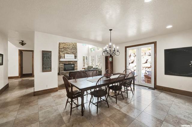 10. Single Family Homes for Sale at 2503 700 Springville, Utah 84663 United States