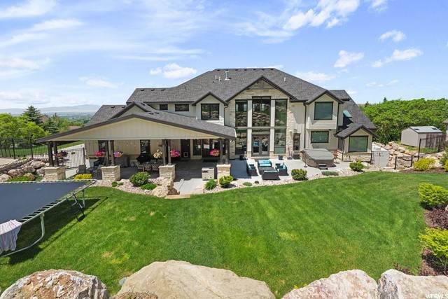 8. Single Family Homes for Sale at 3490 LAYTON RIDGE Drive Layton, Utah 84040 United States