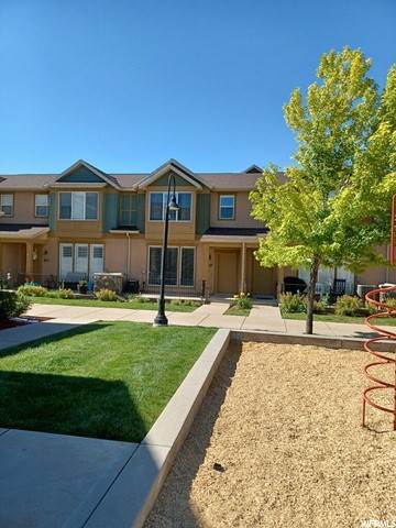 Townhouse for Sale at 897 WILLOW BEND PASEO Farmington, Utah 84025 United States
