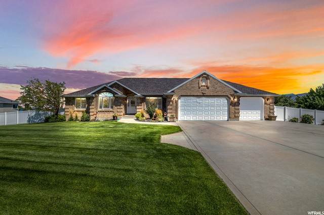 2. Single Family Homes for Sale at 15277 MOUNTAINSIDE Drive Bluffdale, Utah 84065 United States