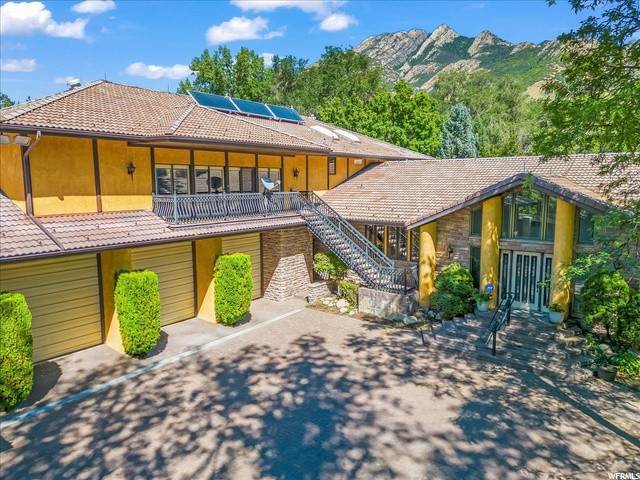 Single Family Homes for Sale at 6003 OAKHILL Drive Holladay, Utah 84121 United States