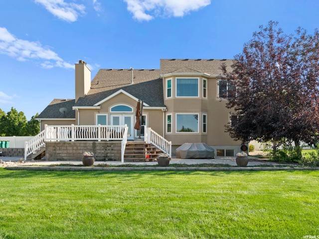 32. Single Family Homes for Sale at 2536 SPENCER CREST Drive Bluffdale, Utah 84065 United States