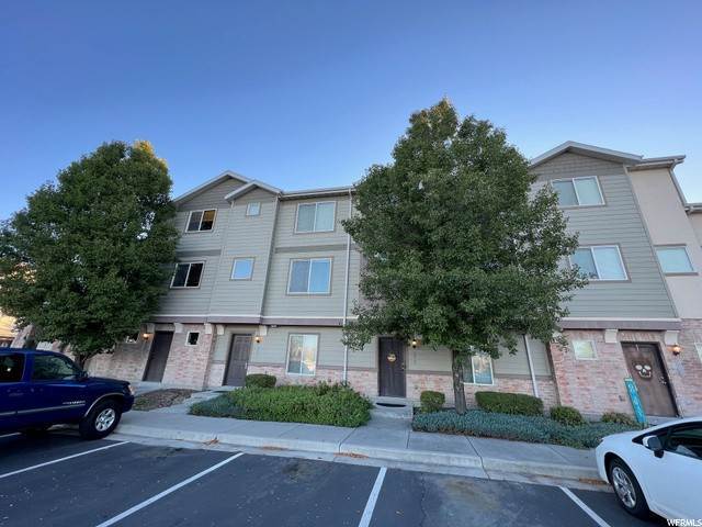 Townhouse for Sale at 8259 CHICKASAW Lane Sandy, Utah 84070 United States