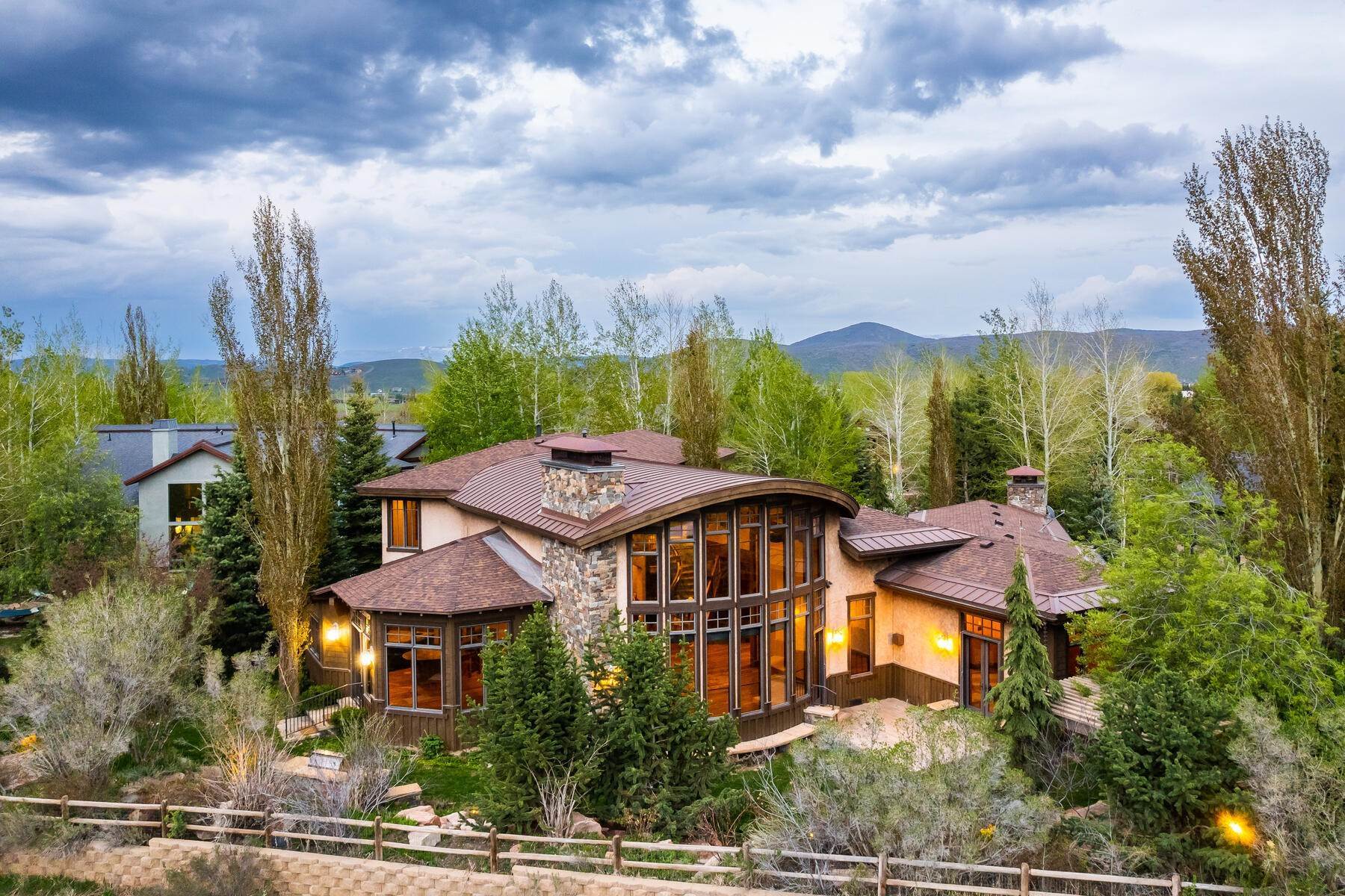 49. Single Family Homes for Sale at Panoramic Ski Run Views with Direct Trail Access 4715 Pace Drive Park City, Utah 84098 United States