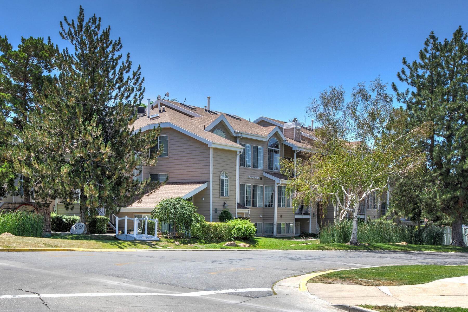 Condominiums for Sale at Delightful Condo in the Enchanting Bountiful Carriage Crossing Community! 650 S Main St #6205 Bountiful, Utah 84010 United States