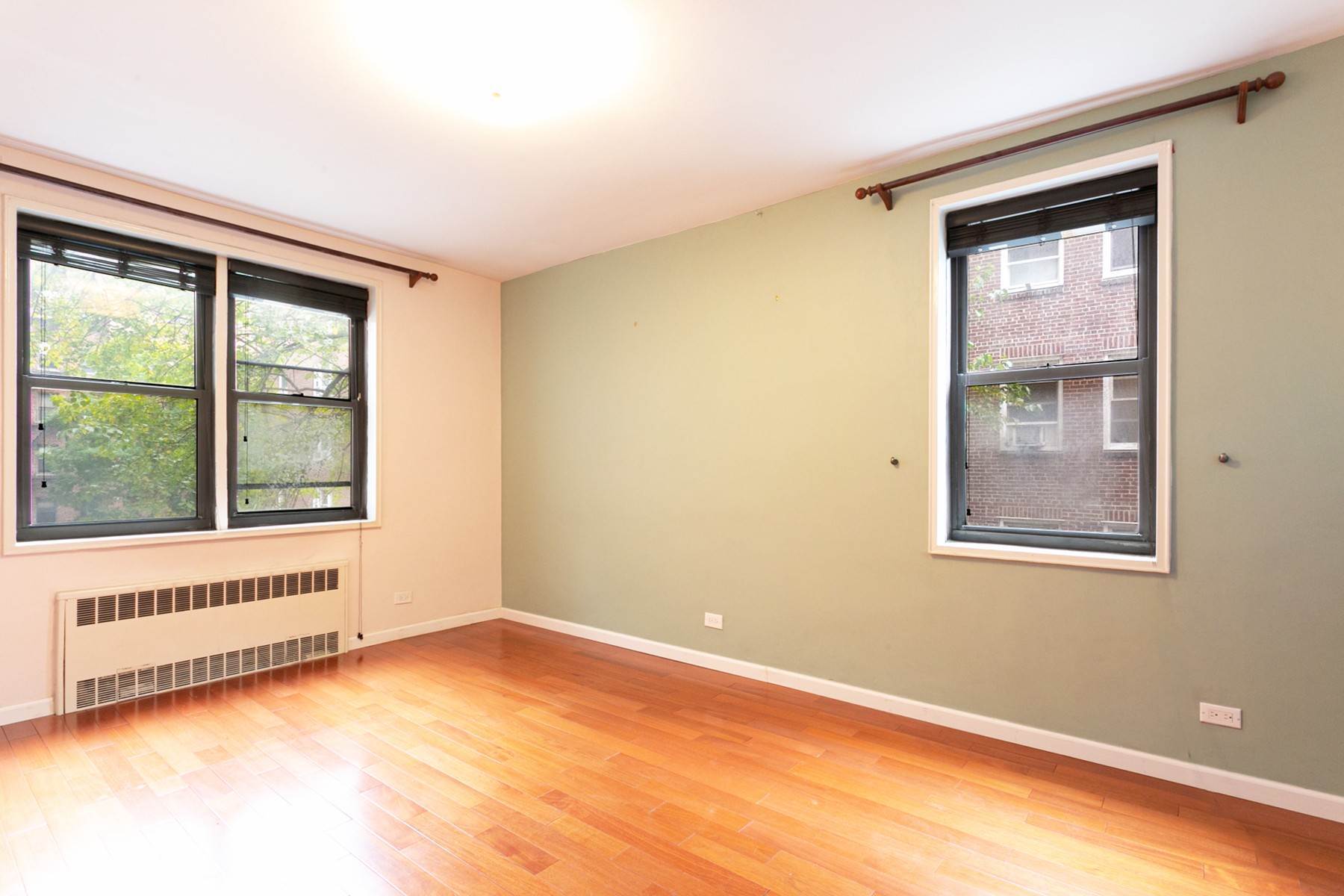 7. Co-op Properties for Sale at 'SPACIOUS TWO BEDROOM COOP IN PRESTIGIOUS FOREST HILLS BUILDING' 69-60 108th Street, #316 Forest Hills, New York 11375 United States