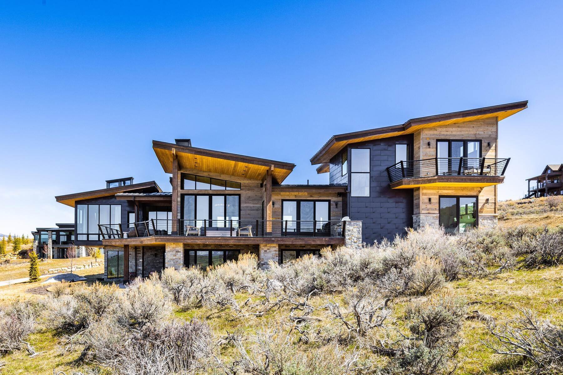 Single Family Homes for Sale at Looking to experience the great outdoors of Utah's Wasatch Back? 6110 E Blue Wing Loop Heber City, Utah 84032 United States