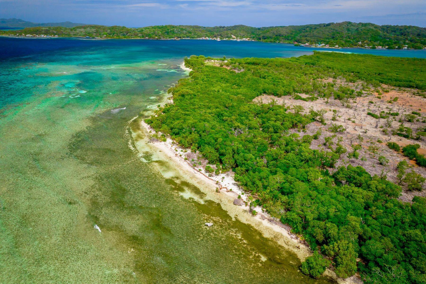 20. Private Islands for Sale at Roatan, Bay Islands Honduras