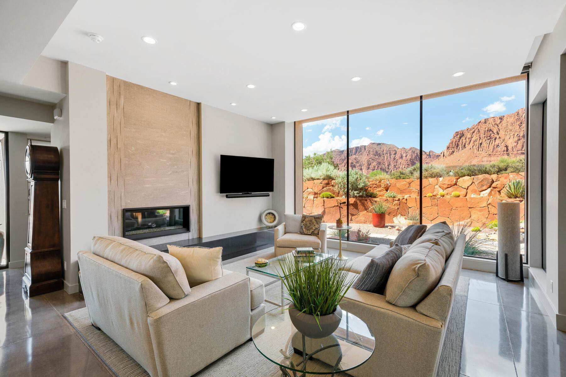 Single Family Homes for Sale at Spectacular Kayenta Views 579 W Paiute Drive Ivins, Utah 84738 United States