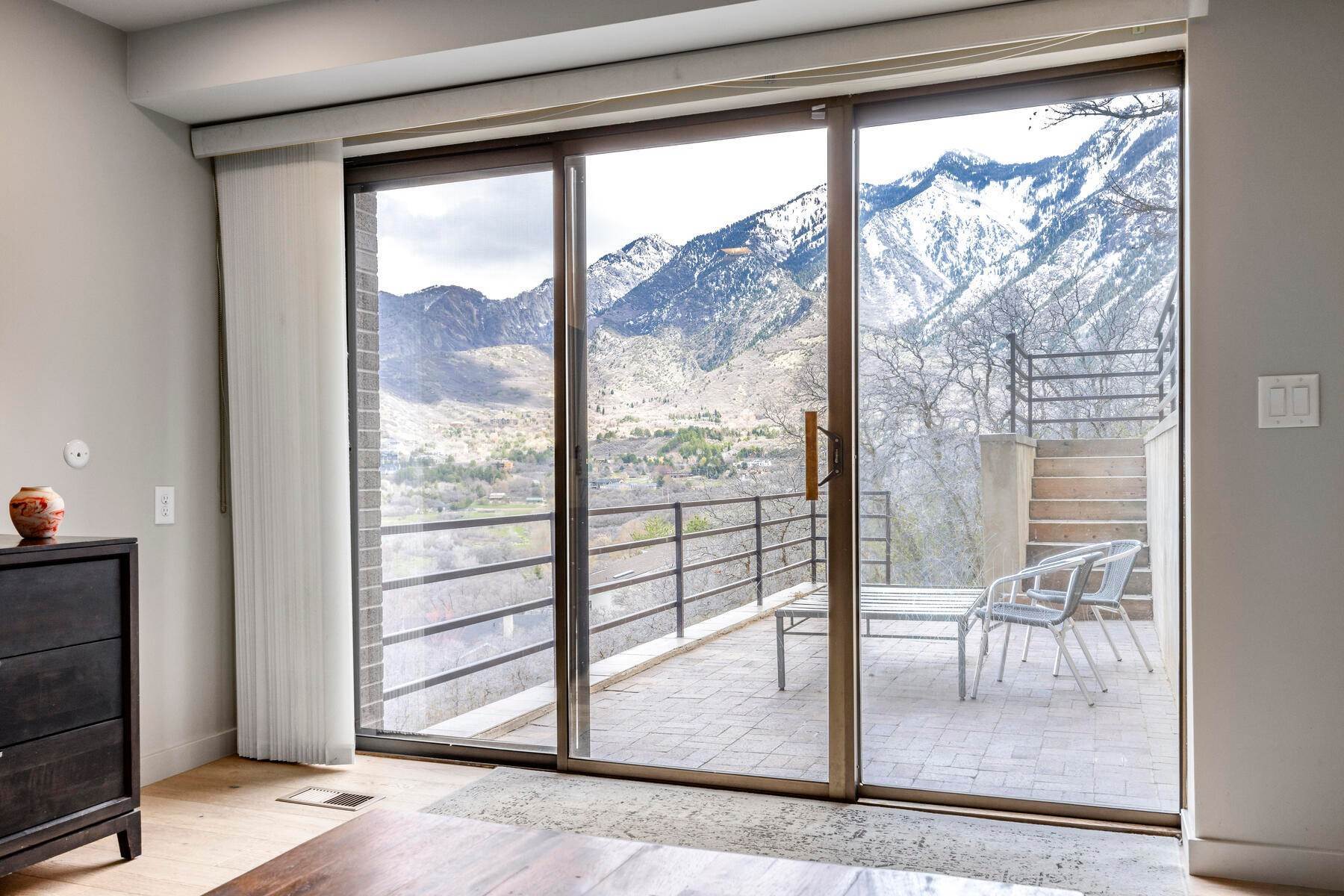 25. Single Family Homes for Sale at Mid Century Modern Home with Views of Little Cottonwood Canyon 2496 E Charros Rd Sandy, Utah 84092 United States