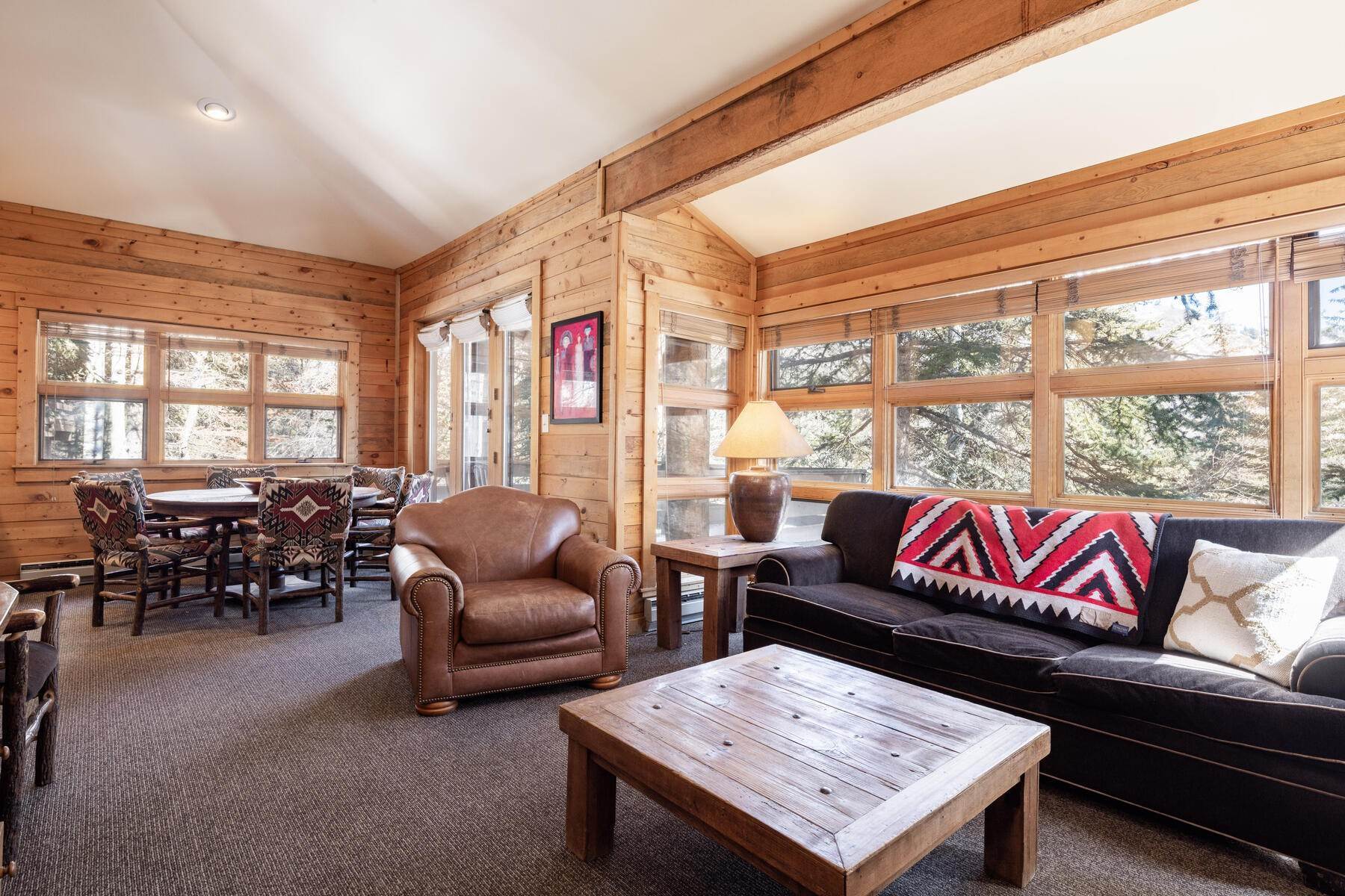 4. Single Family Homes for Sale at Gorgeous Sundance Mandan Cottage 8897 N Timphaven Rd, Unit 14 Sundance, Utah 84604 United States