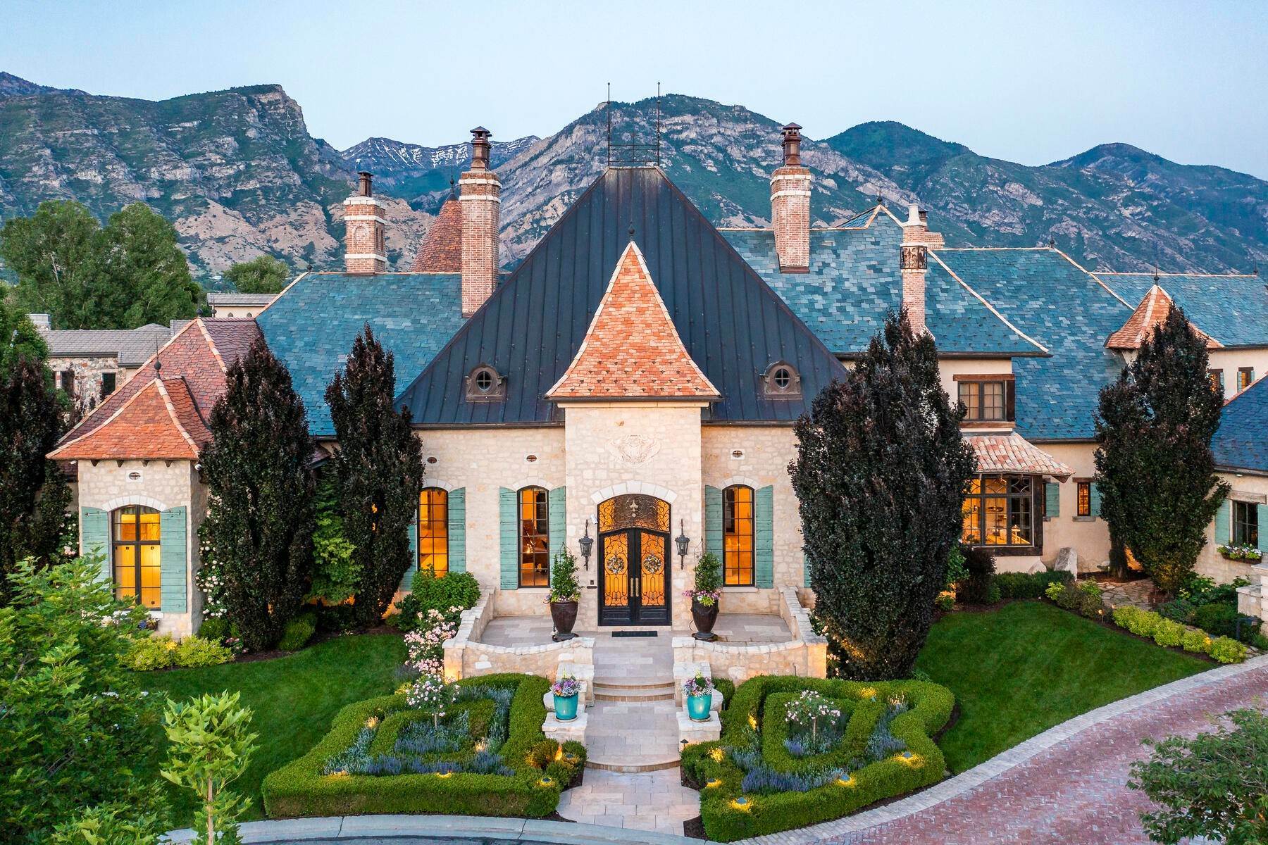 Single Family Homes for Sale at European Masterpiece in the Berkshires in Orem 1343 South 1100 East Orem, Utah 84097 United States