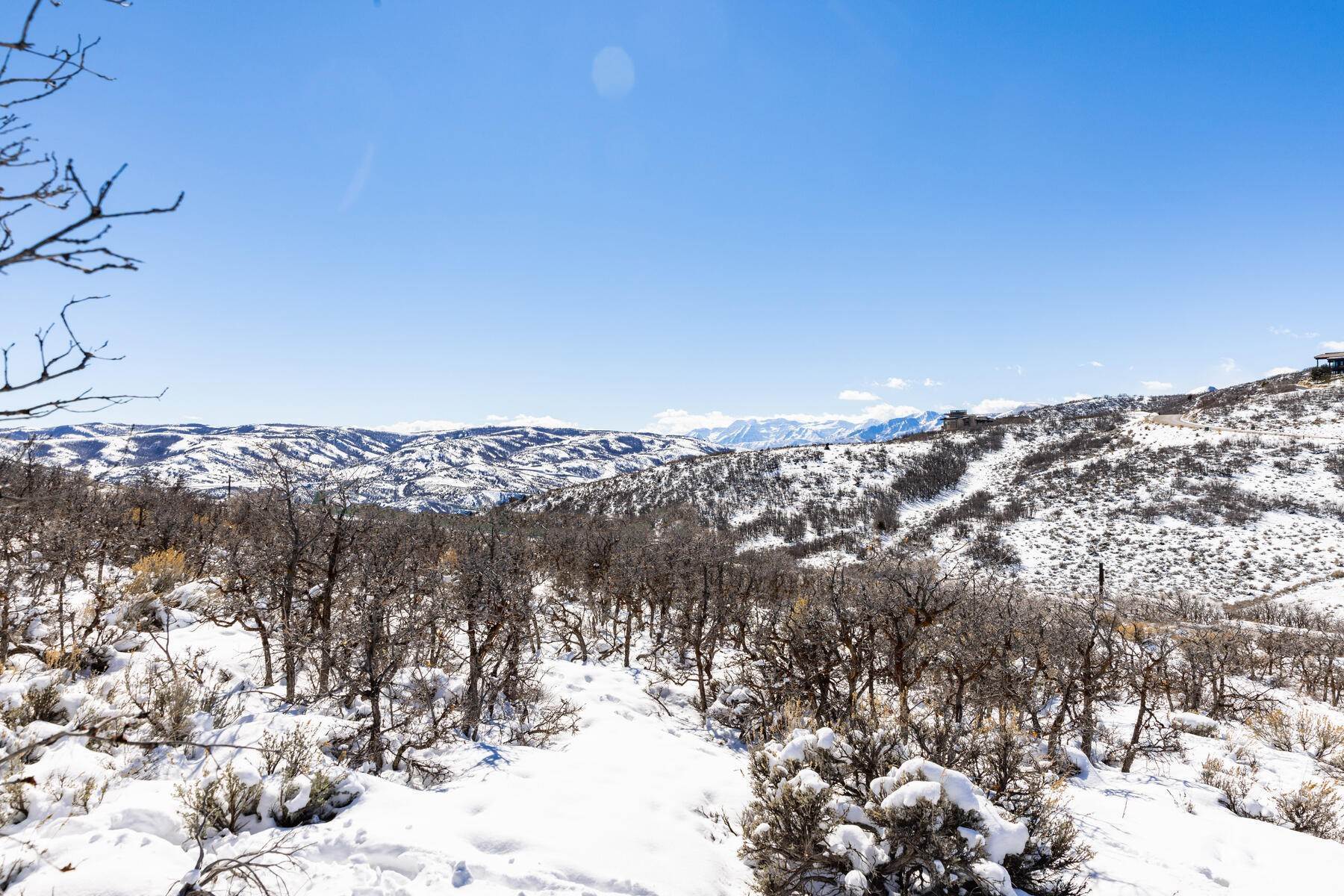22. Land for Sale at Stunning View lot at Tuhaye with a Full Talisker Membership 2501 E Sundowner Dr, Lot TP21 Heber City, Utah 84032 United States