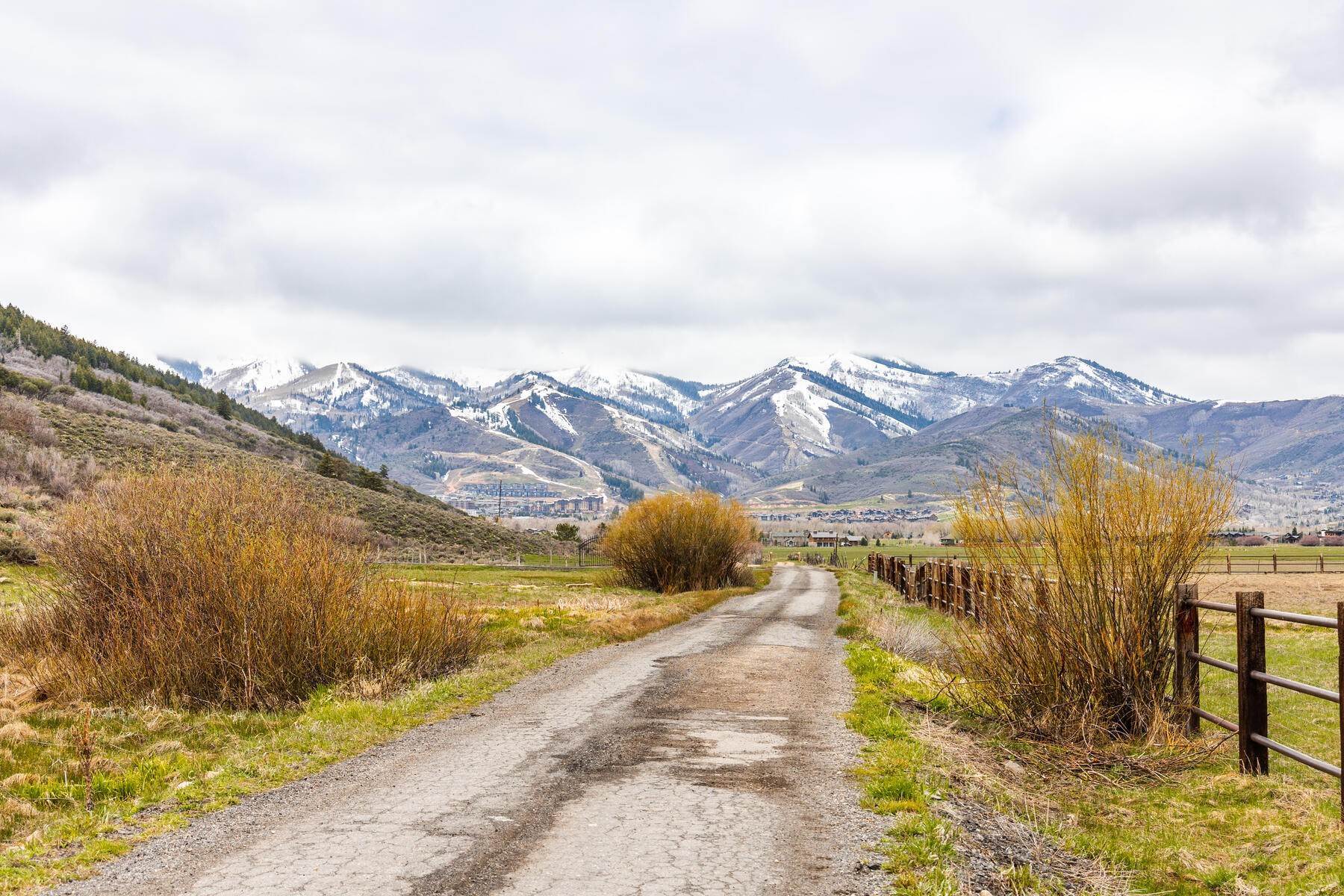 21. Land for Sale at Beautiful 5 Acre View Lot in Old Ranch Road Area! 4100 N Old Ranch Road Park City, Utah 84060 United States