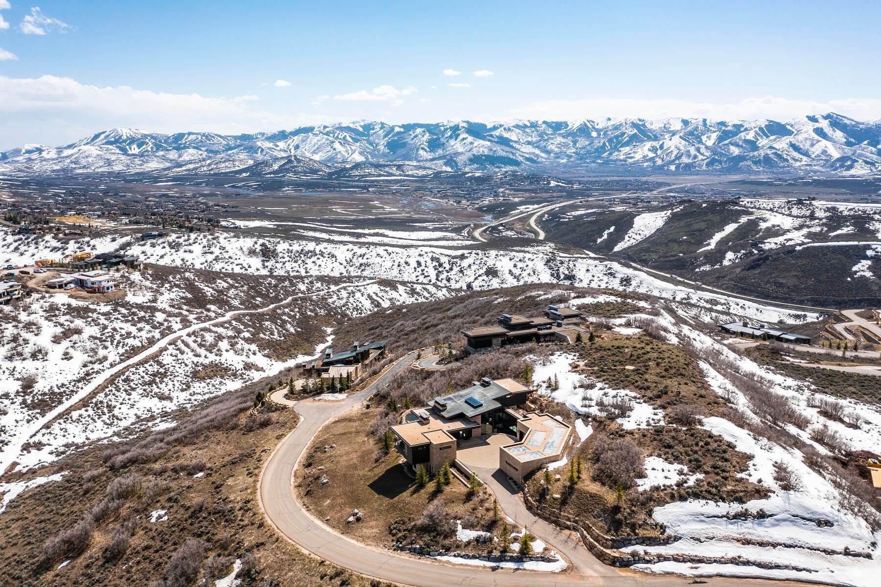 49. Single Family Homes for Sale at Top of the World Vistas and Luxury Amenities in Promontory Contemporary Home 8785 N Lookout Lane Park City, Utah 84098 United States