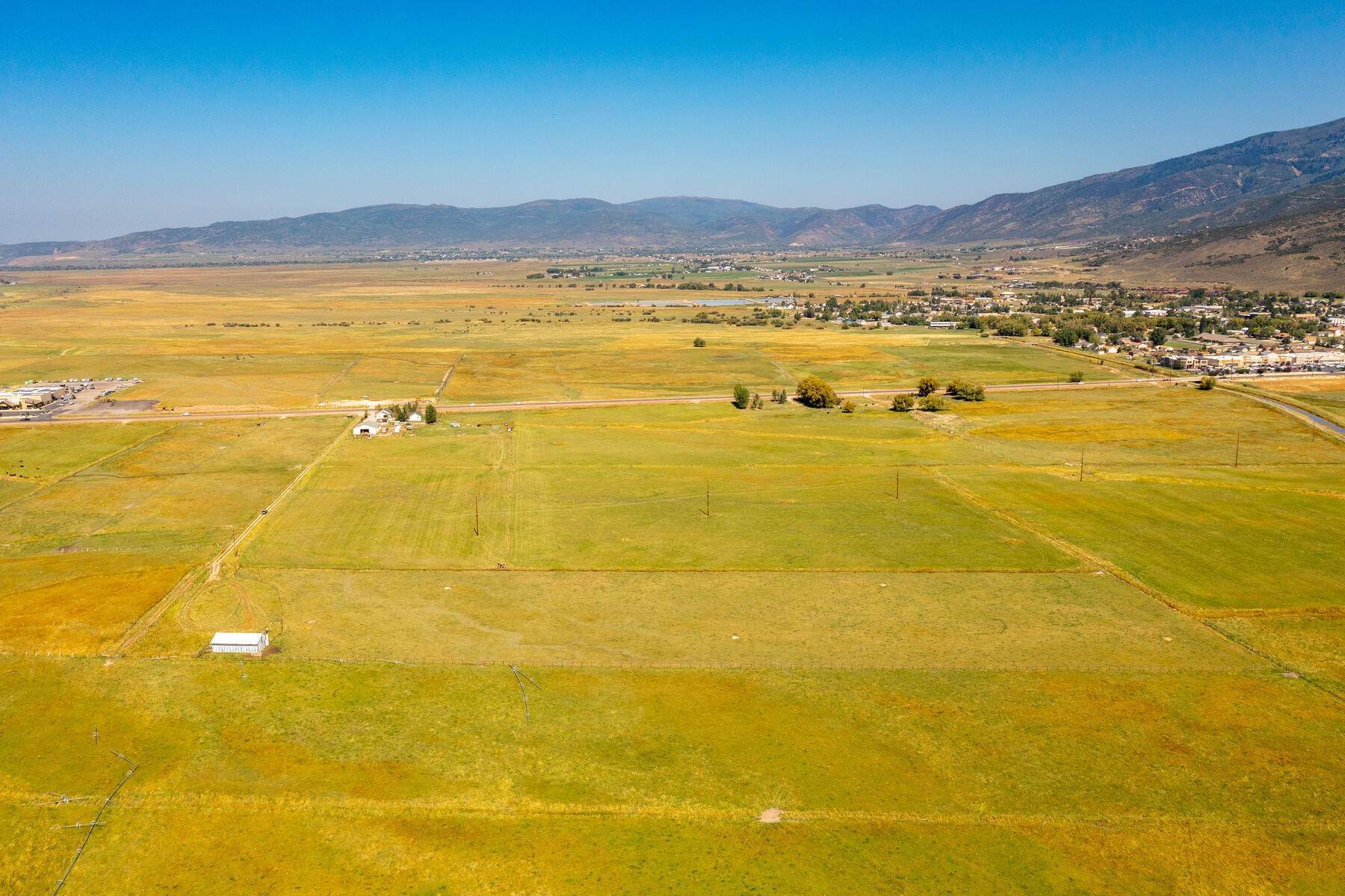28. Land for Sale at Flat and Fenced Horse Property With 4 Bay Garage 553 W 200 S Kamas, Utah 84036 United States