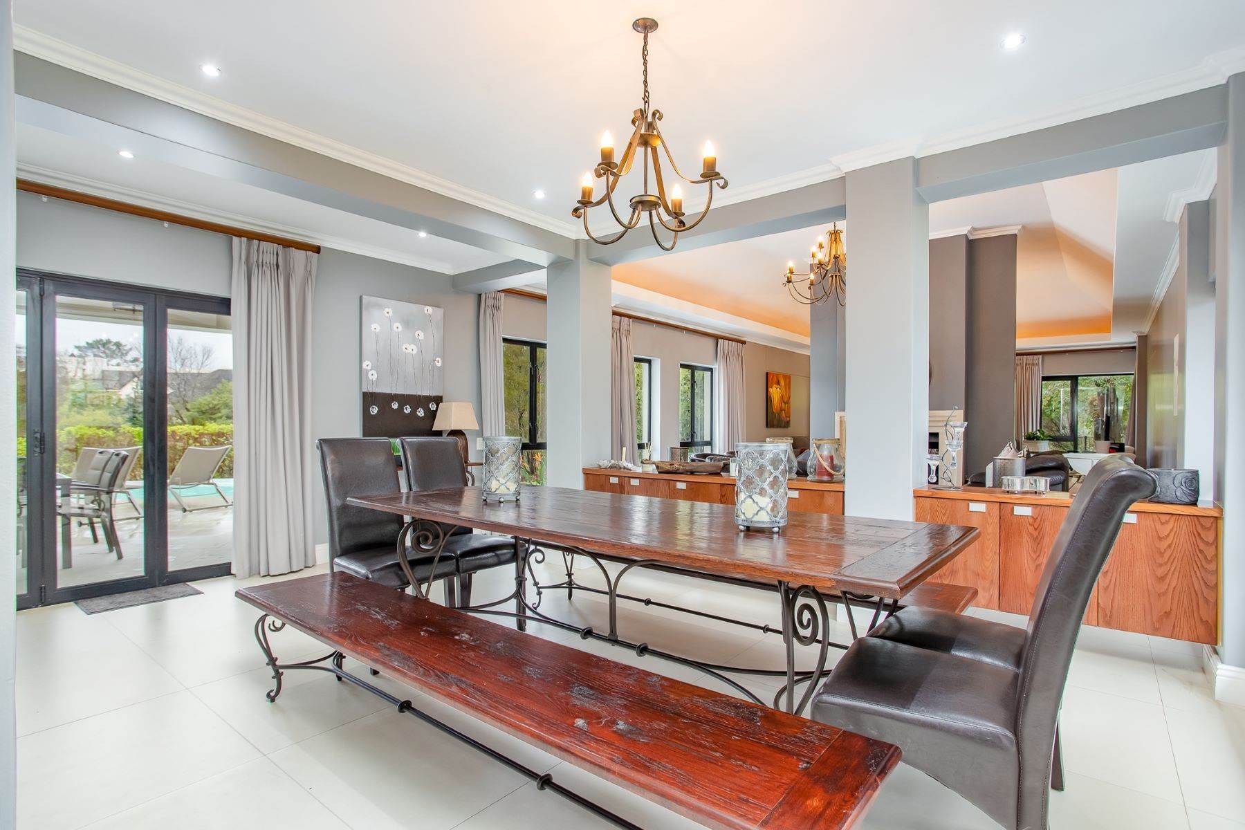 10. Single Family Homes for Sale at North facing home on Pearl Valley at Val de Vie Franschhoek, Western Cape 7646 South Africa