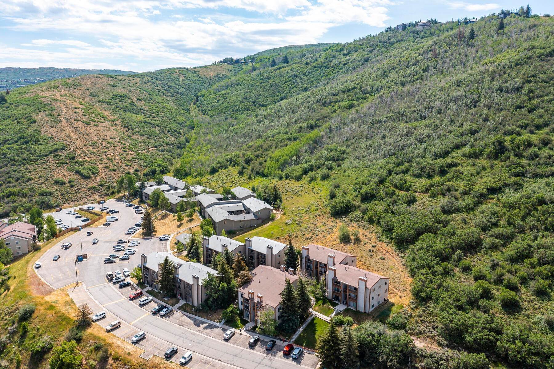 11. Condominiums for Sale at In Town Convenience and Ski Run Views at this Two Bedroom Condo 1670 Upper Iron Horse Loop #4 Park City, Utah 84060 United States